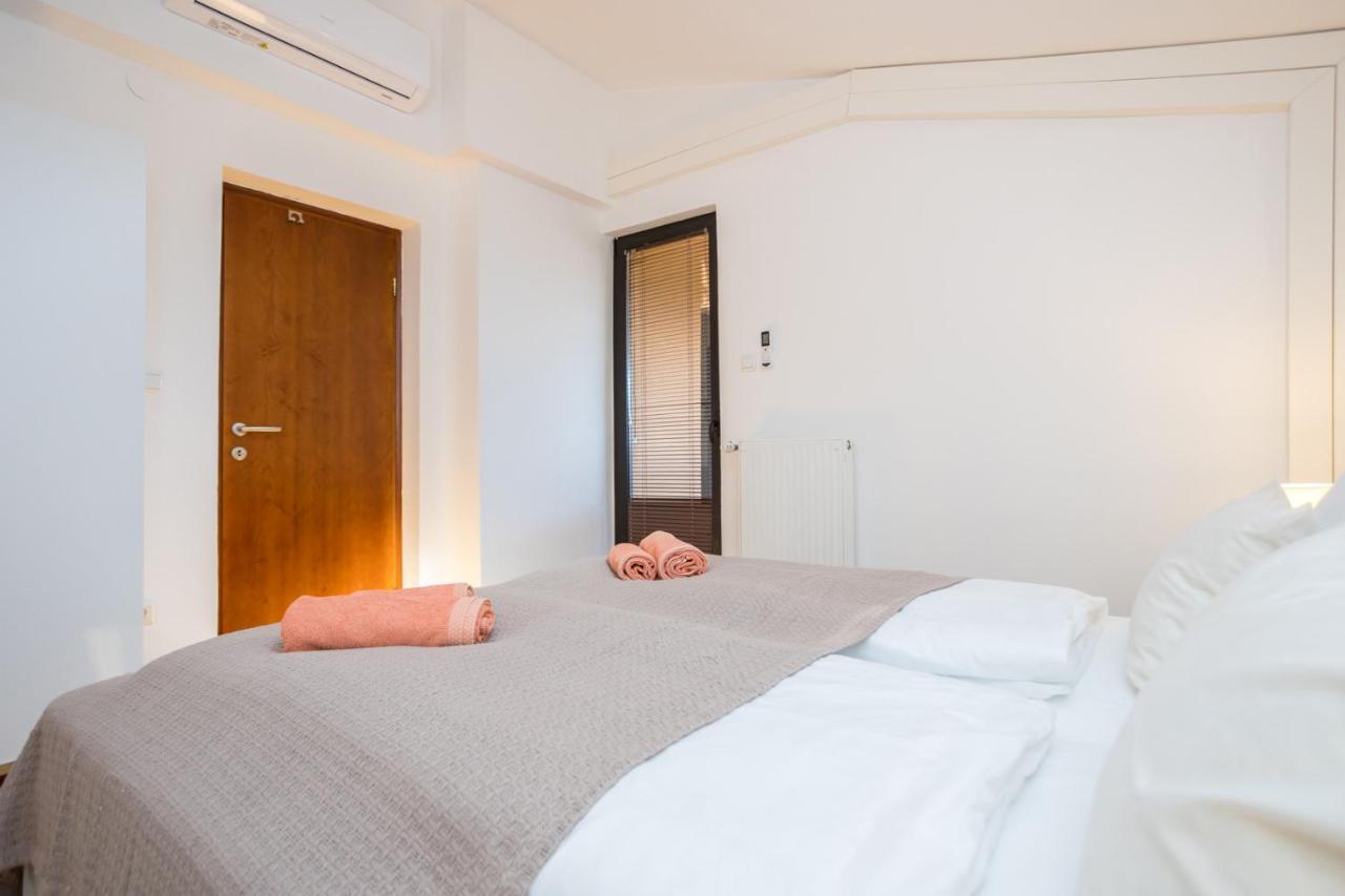 Apartmani Beba Omišalj Buitenkant foto